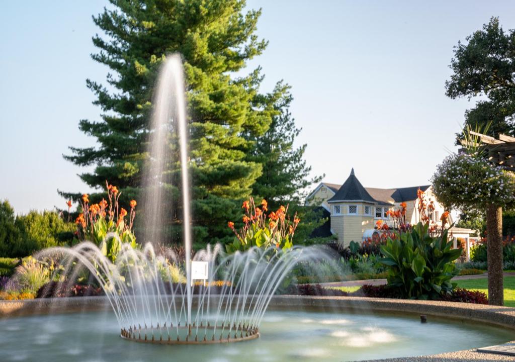 Oglebay Resort (Wheeling)