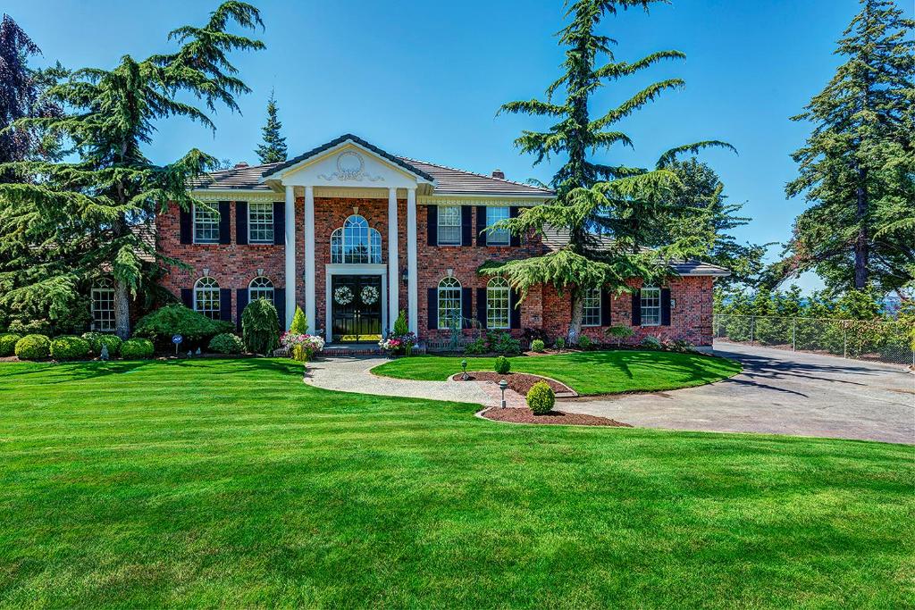 Sea Mist Waterfront B&B (Camano)