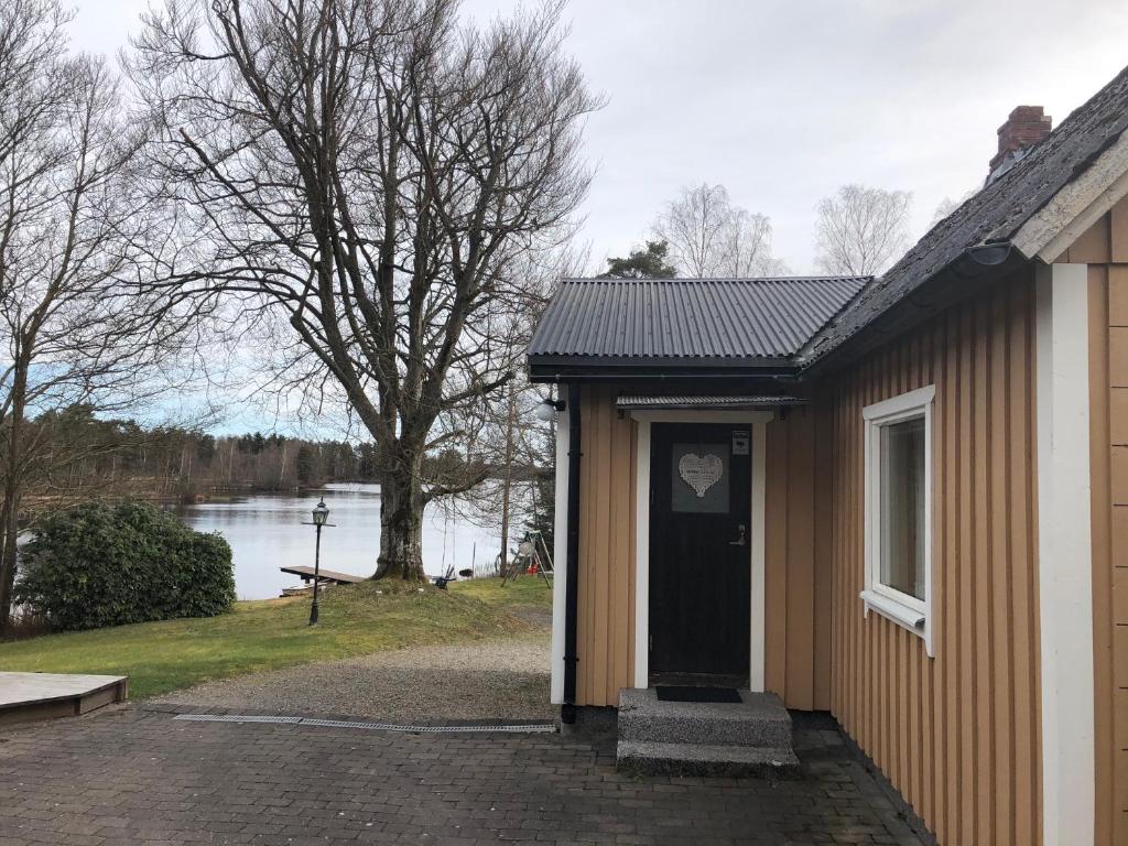 Naturskönt boende vid Sjö, SKÅNES FAGERHULT