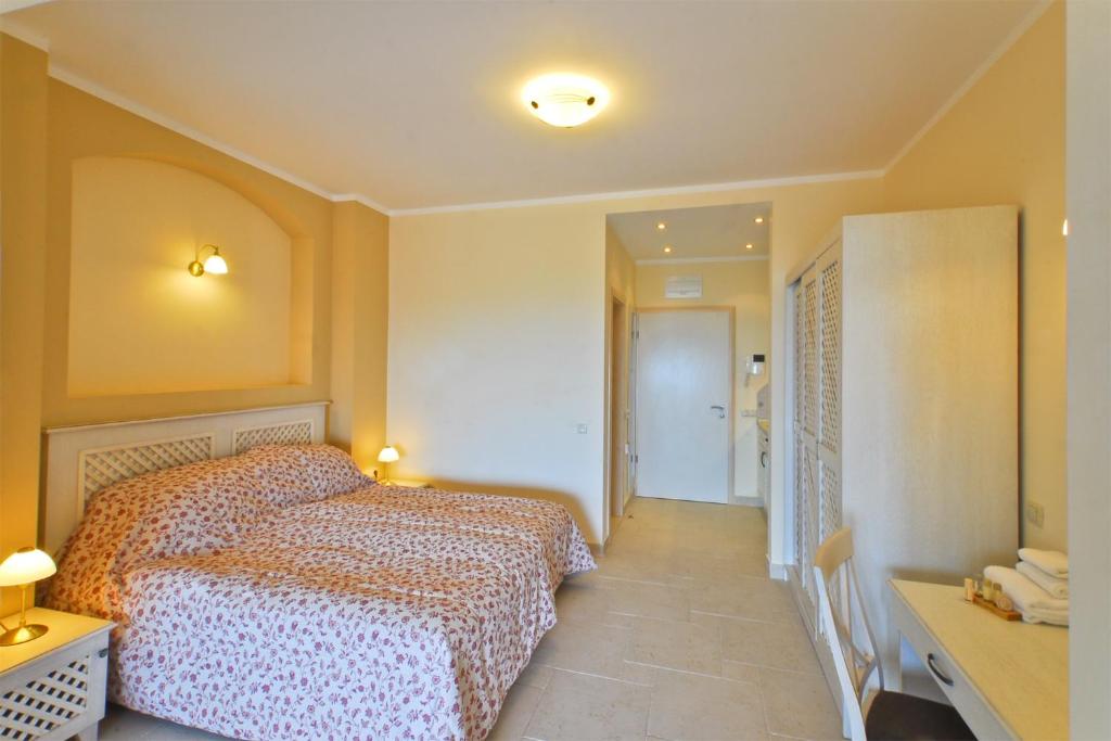 Club Residence at BlackSeaRama Golf