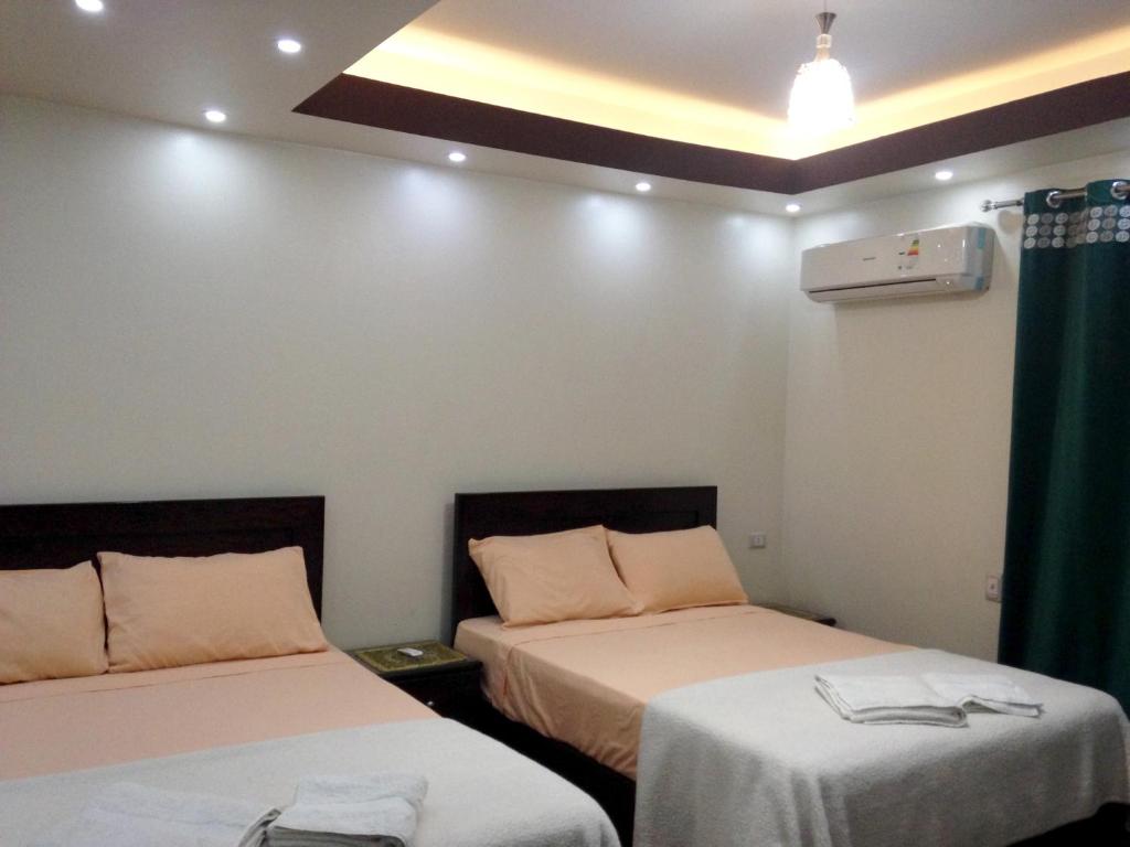 Giza Pyramids View Guest house