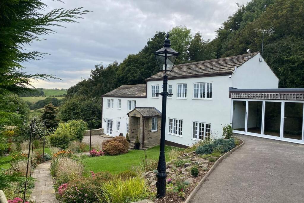 Coach House