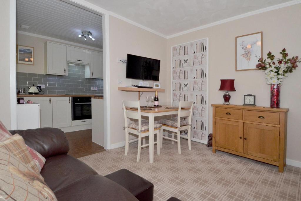The Bridge Suite (Invermoriston)