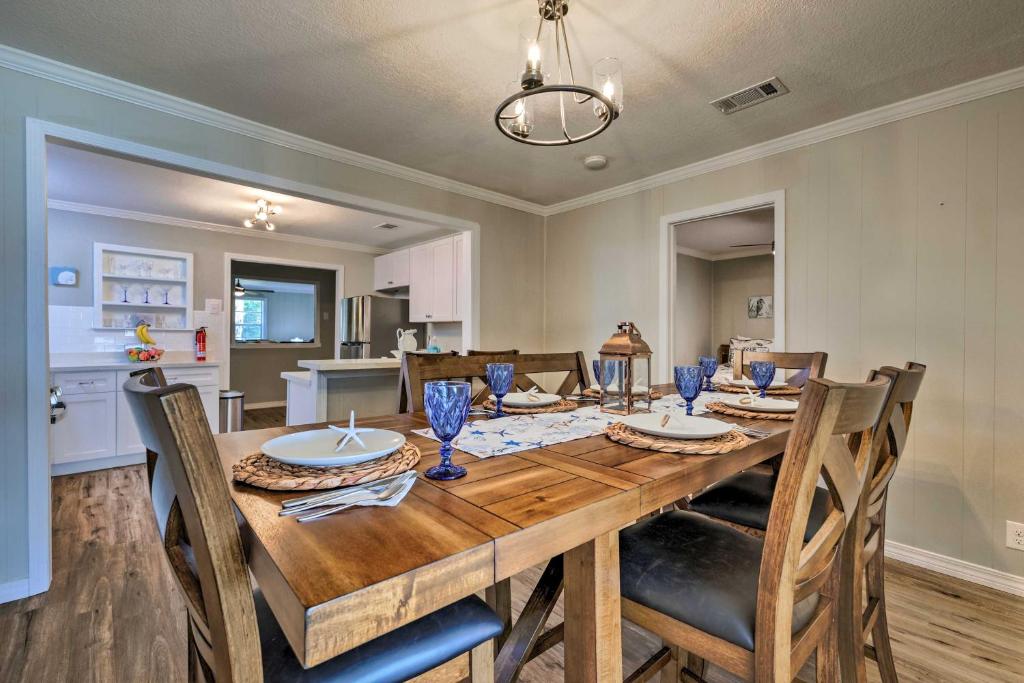 Charming Gulfport Home about 2 Mi to Marina (Gulfport)