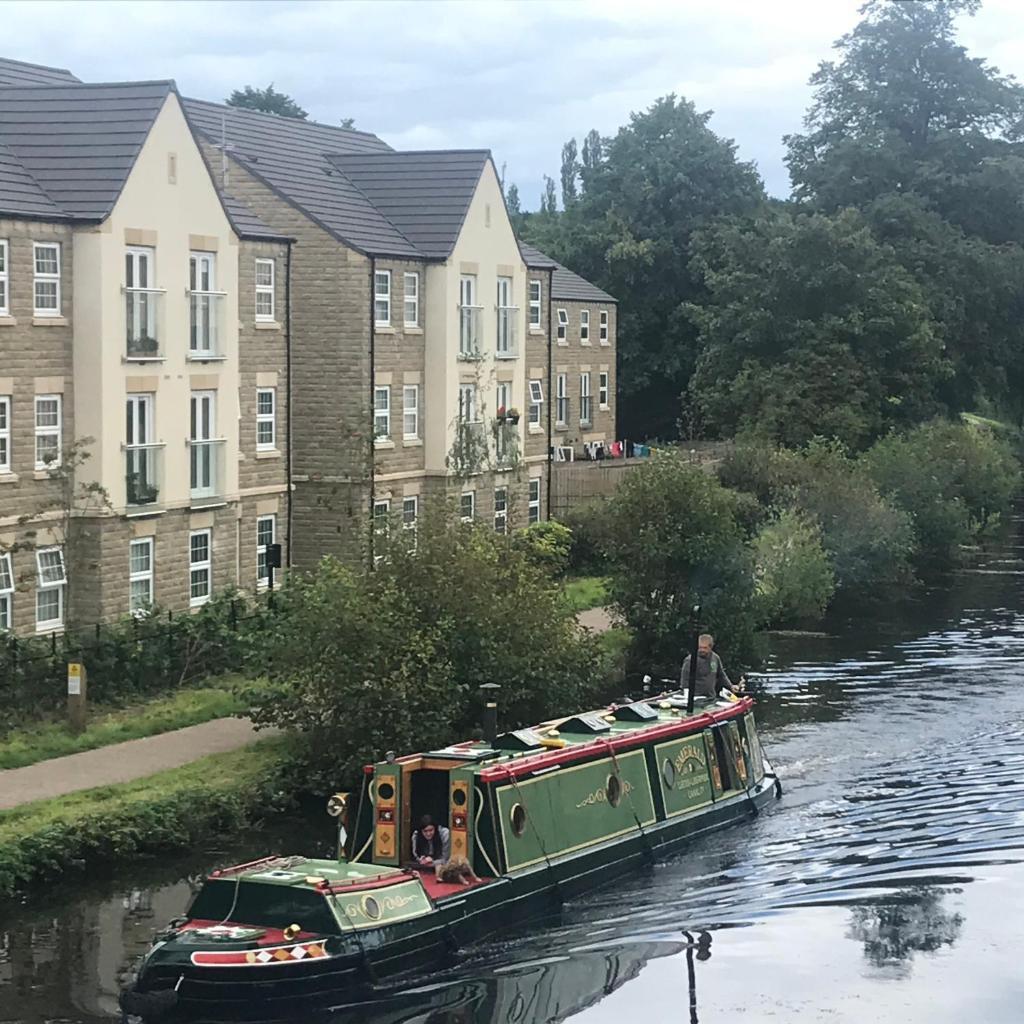 Canal View (Bradford)