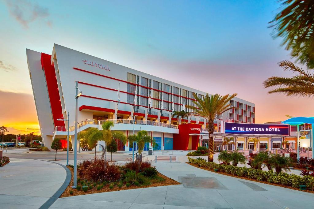 The Daytona (Daytona Beach)
