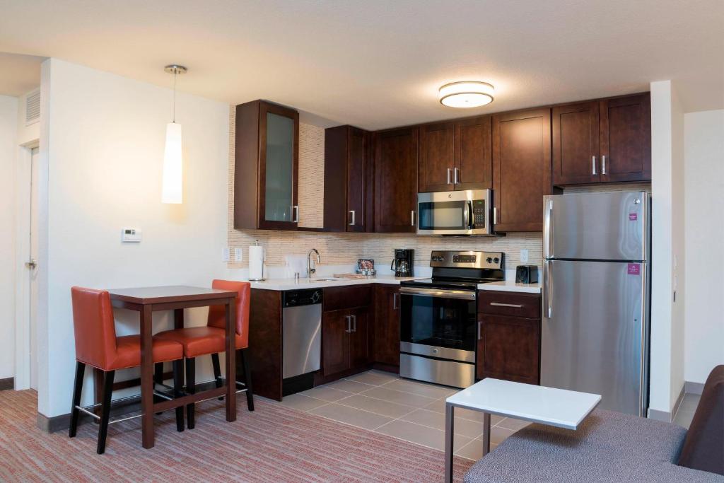 Residence Inn by Marriott Green Bay Downtown
