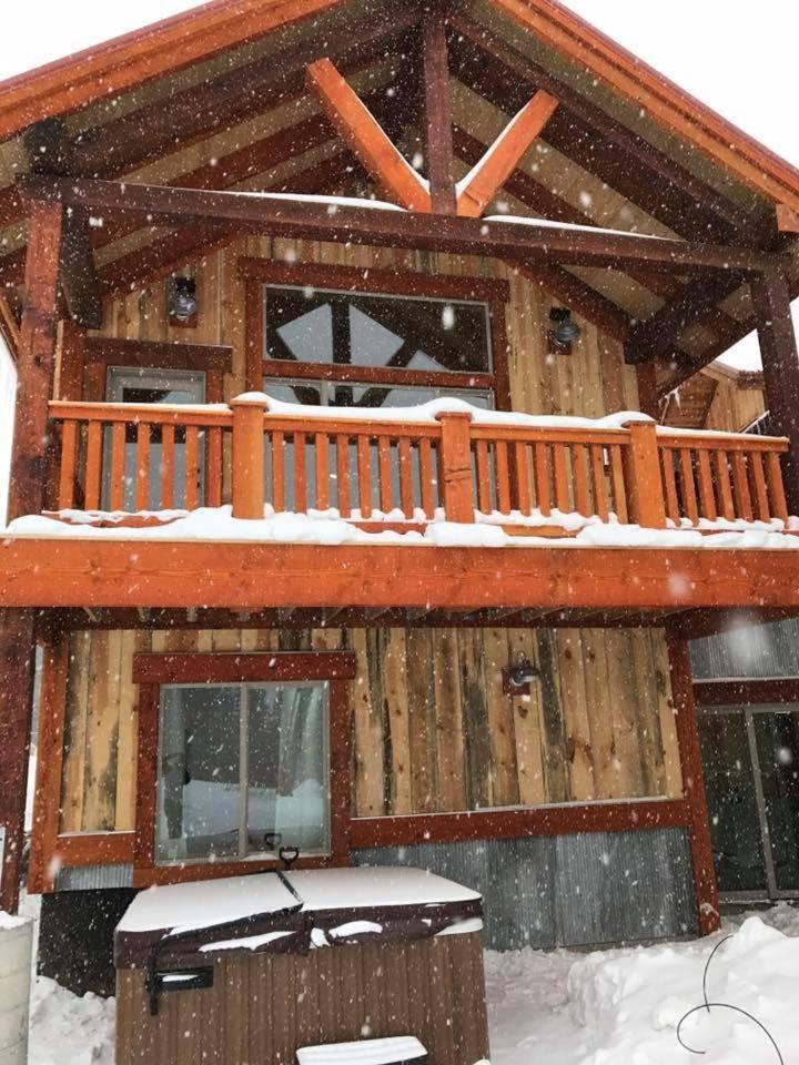 Kussy Chalet At Terry Peak (Lead)