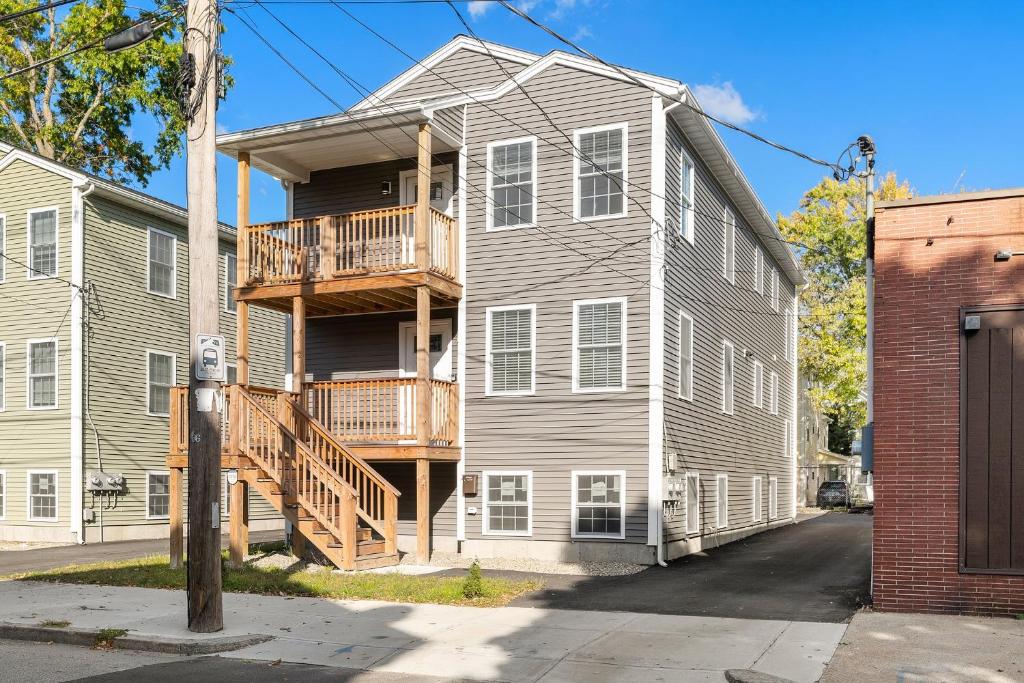 Cozy 3 Bedroom Serviced apt