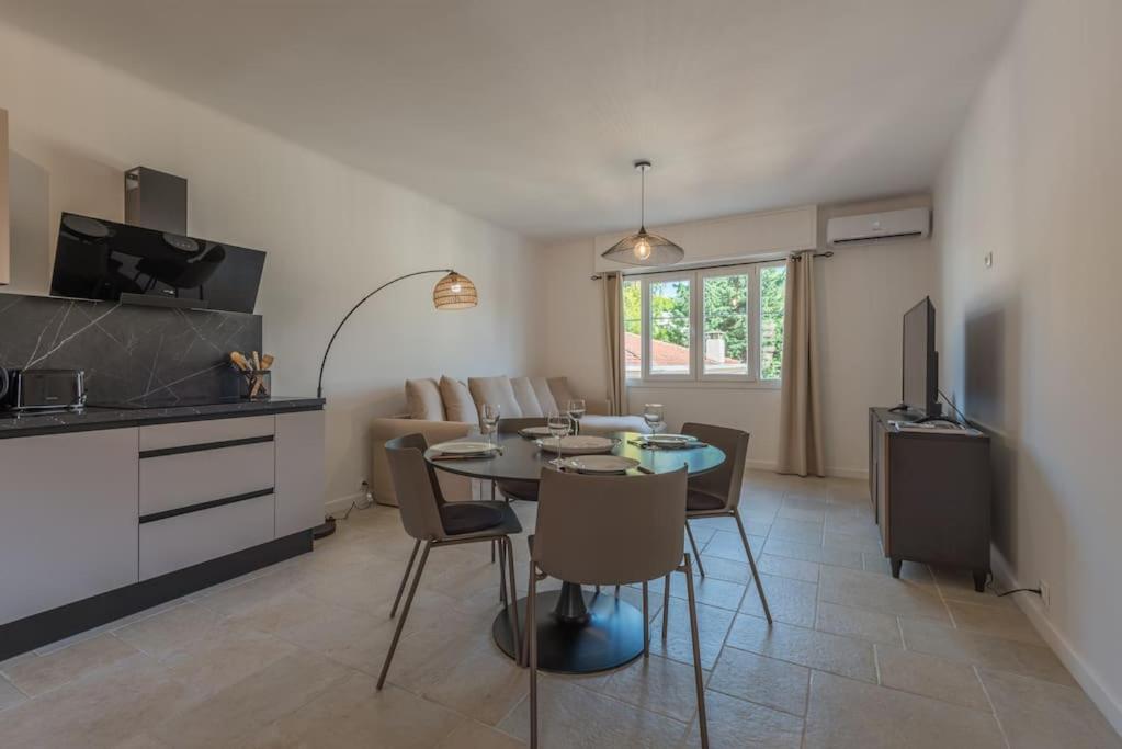 2P neuf au coeur de St Jean Cap Ferrat + parking !