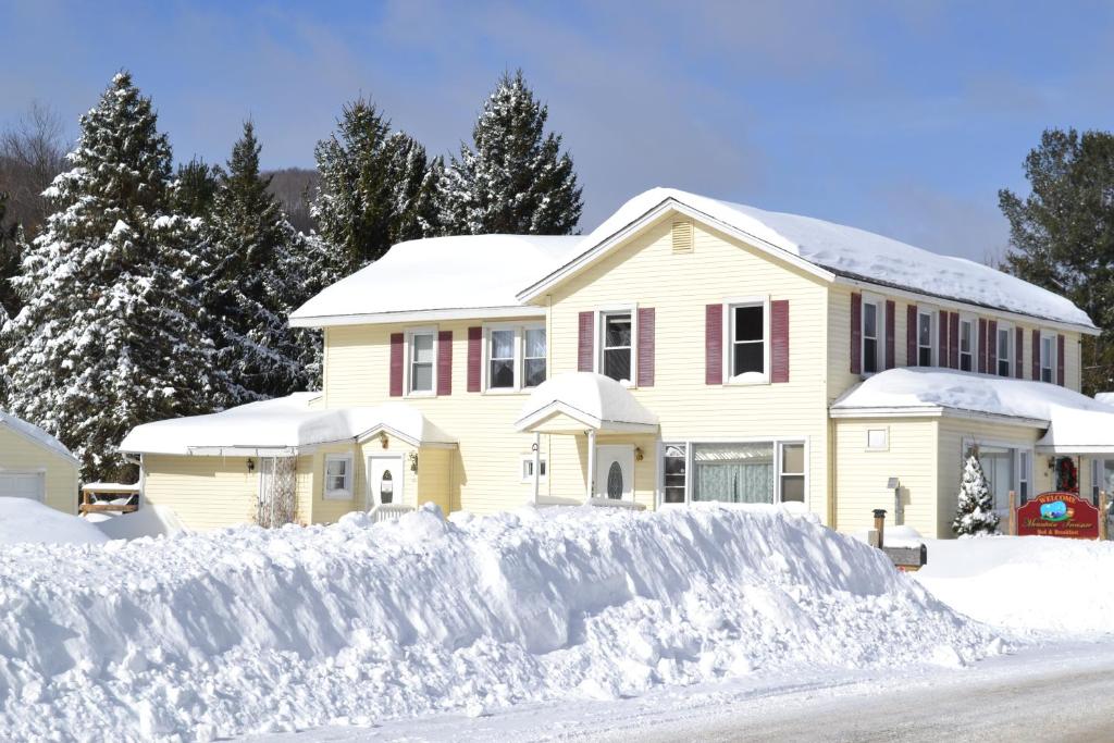 Mountain Treasure Bed and Breakfast (Maplecrest)