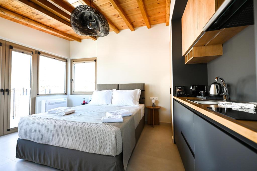 Eumorphia Studios & Apartments (Skiathos Town)