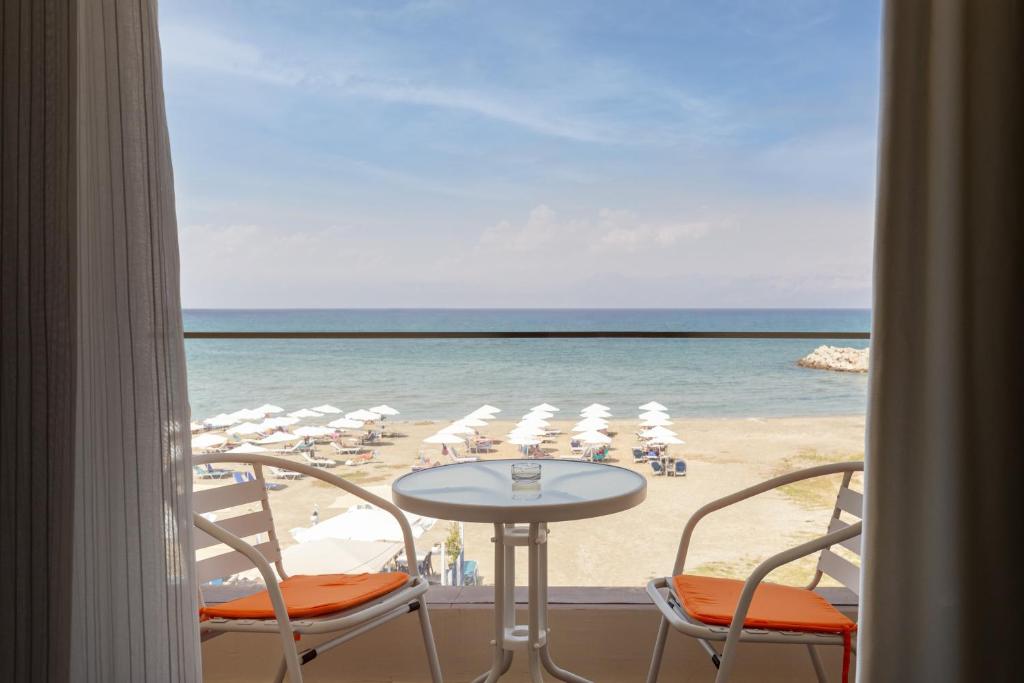 Aqua Luxury Suites (Roda) 
