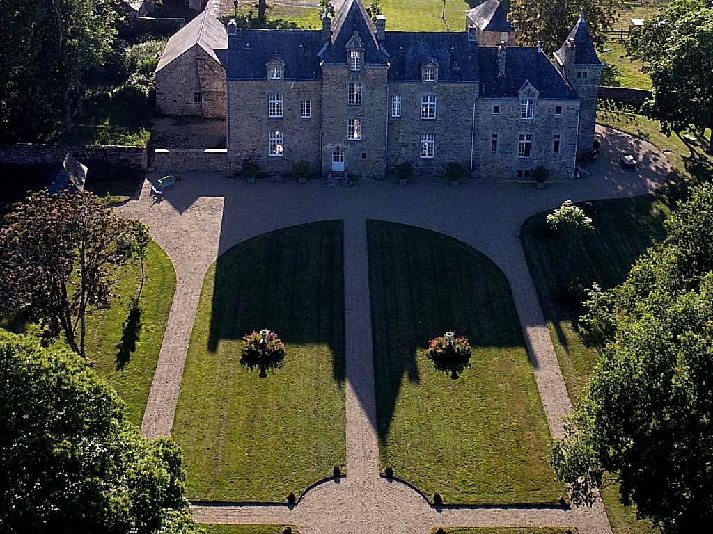 Château de Cadouzan (Saint-Dolay)