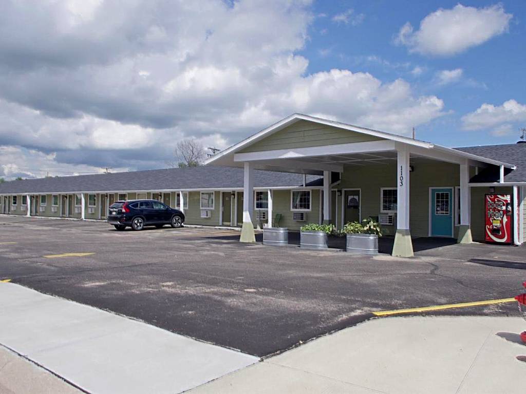 Economy Inn McCook (McCook)