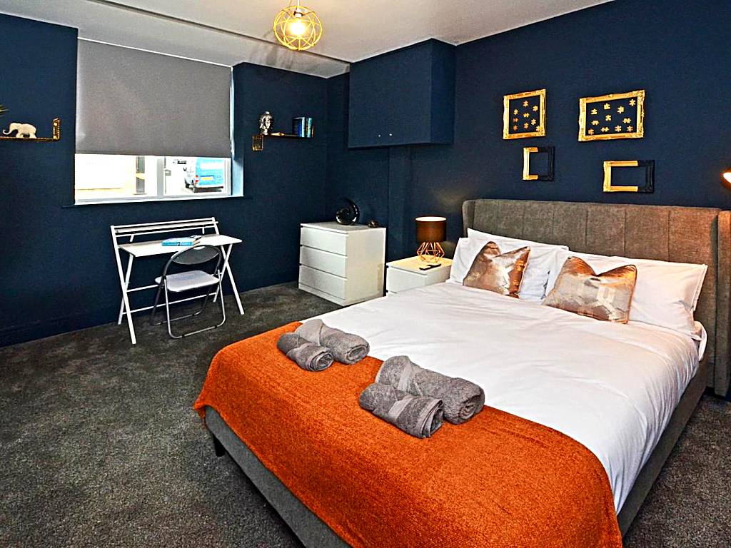 Townhouse PLUS @ London Road Stoke