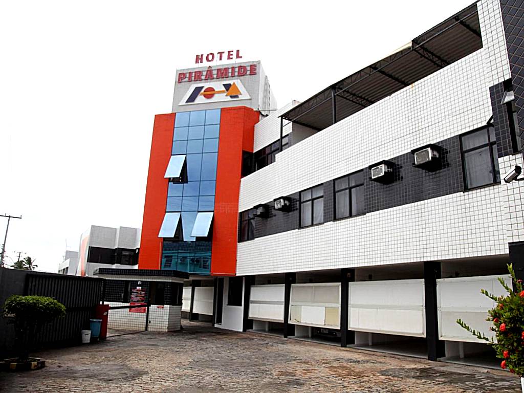 Piramide Stella Maris Adults Only