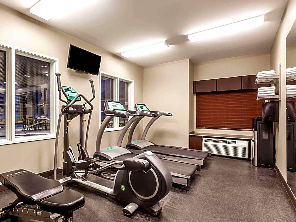 Microtel Inn & Suites by Wyndham - Timmins