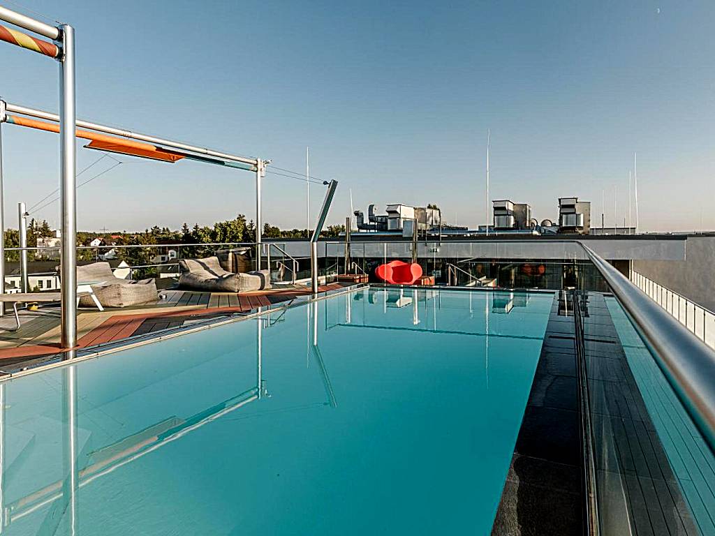 Brucklyn Suites