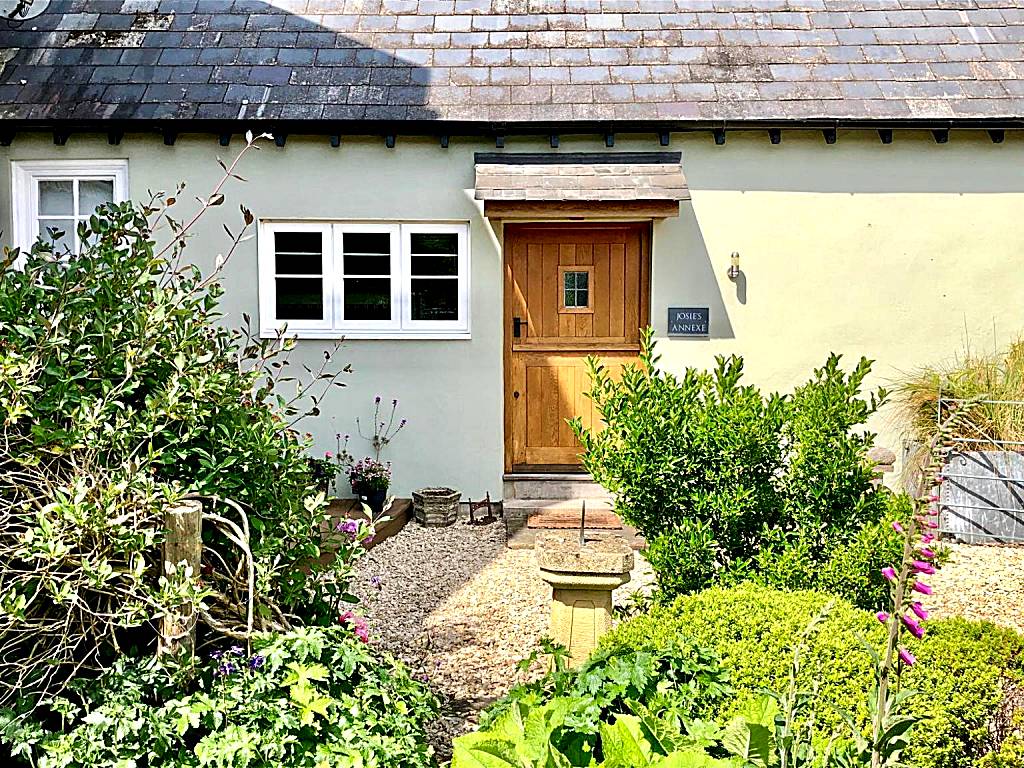 The Agents House: One-Bedroom Apartment (Hereford)