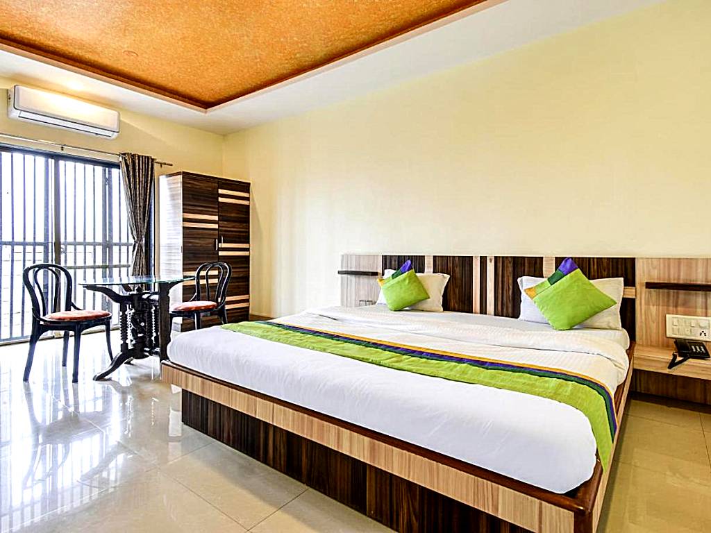 Gugal Residency Mahabaleshwar: [Sanitized] Deluxe Double Room