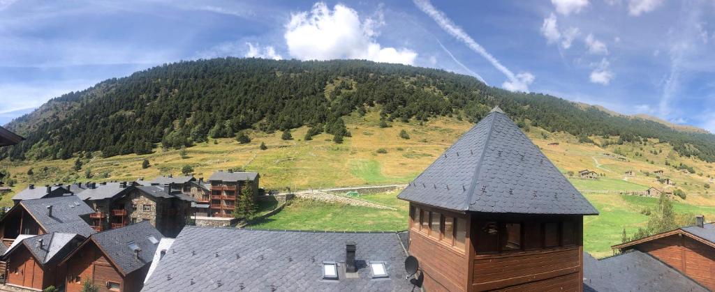 Casita de madera a Peu del Riu Incles - Sol y Nieve - Parking incluido