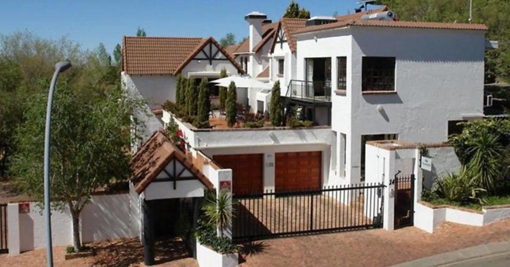 North Hill Self Catering Guest House