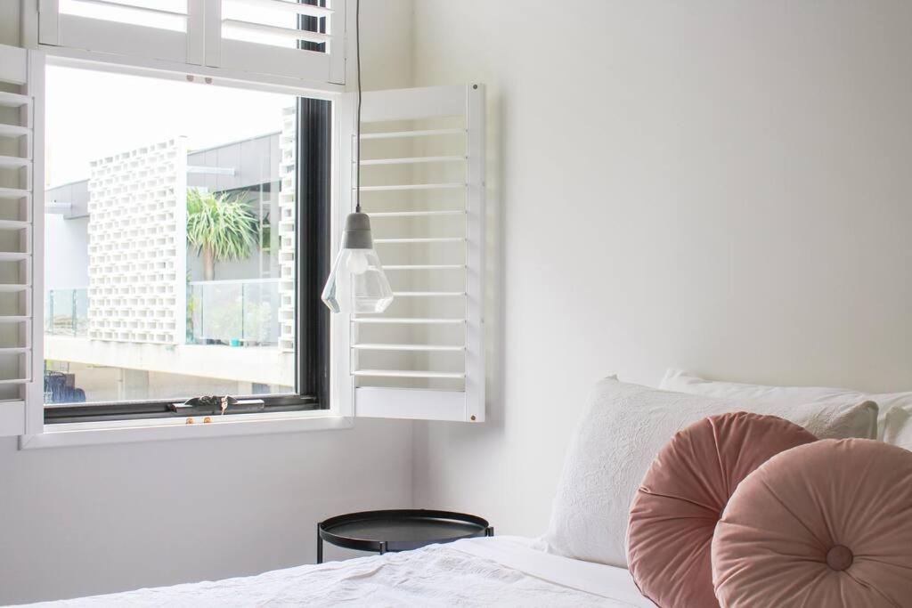 Blinco Hideaway- Modern Spacious 1br Art Precinct W Balcony
