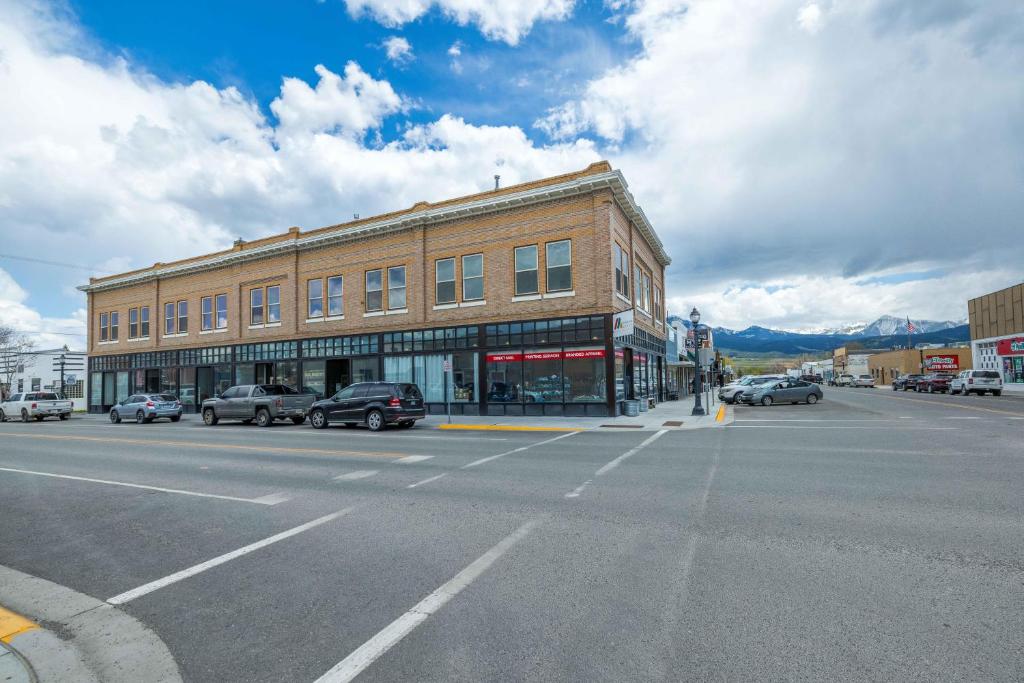 MT Block Unit 21 Jefferson