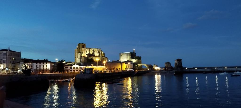 Castro-urdiales Twin, Double, Delux o Apartamento entero