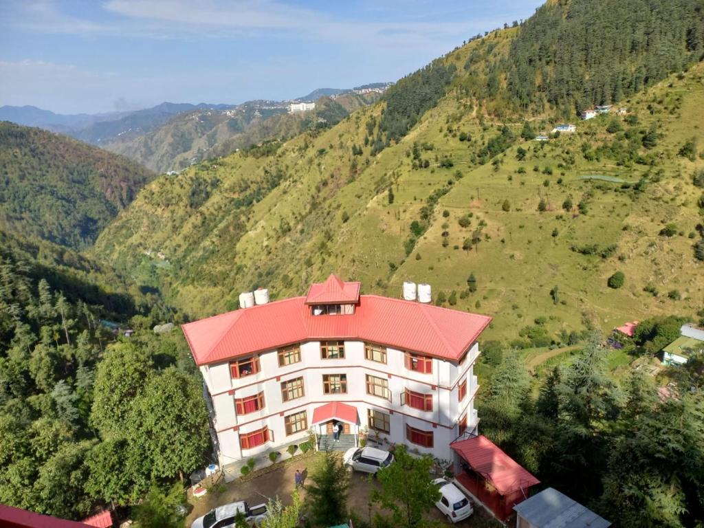 Hassan Valley Retreat by SAAVI Hotels