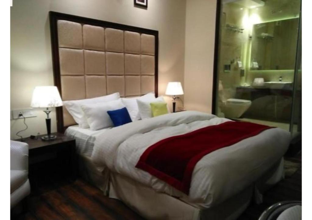 Exotic Kufri stay with Incredible Views