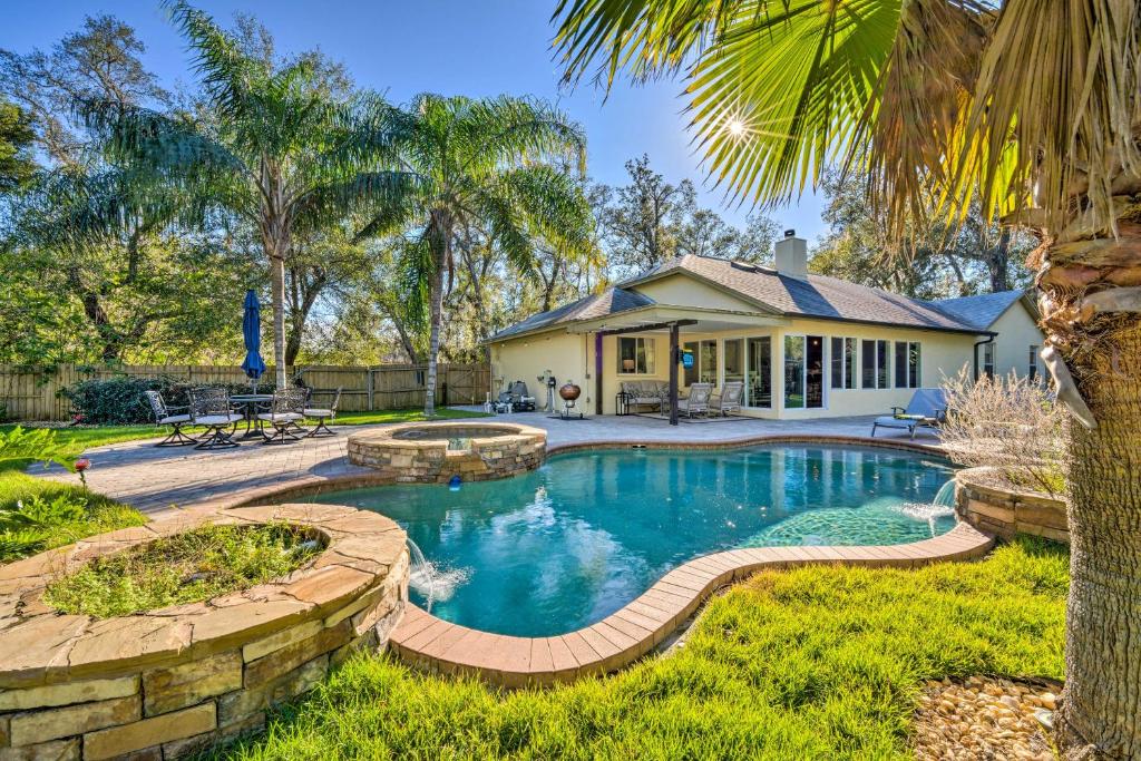 Pet-Friendly Central Florida Home with Pool!