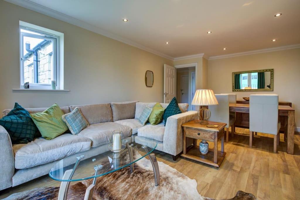 Inglewood Apartment, Ingleton, Yorkshire Dales National Park, Famous 3 Peaks and Near The Lake District Pet Friendly