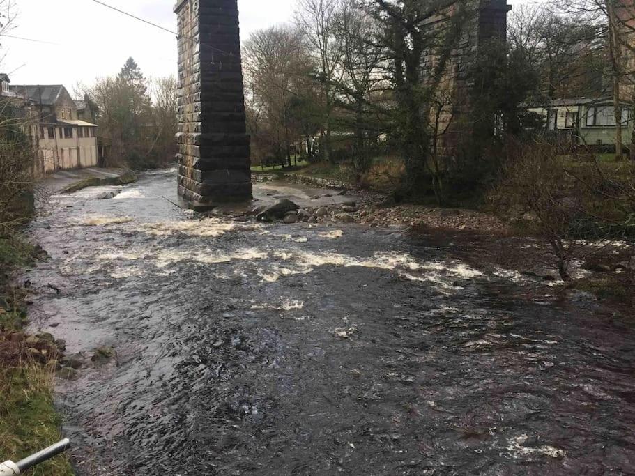 Labernum Cottage, Ingleton, Yorkshire Dales National Park 3 Peaks and Near the Lake District, Pet Friendly
