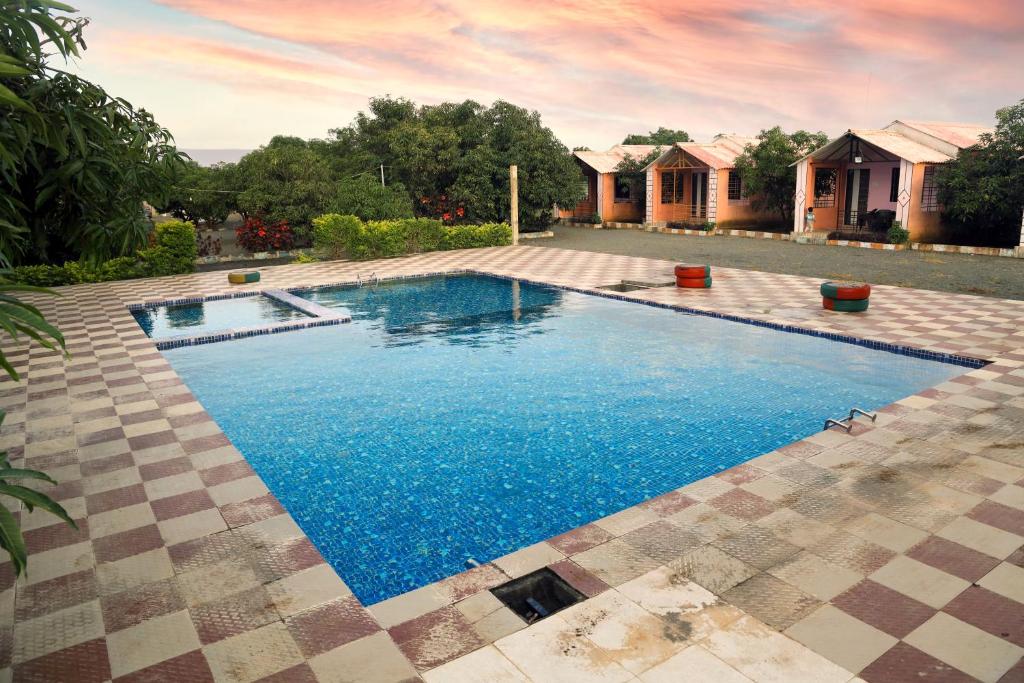 AamraKunj Gir Resort