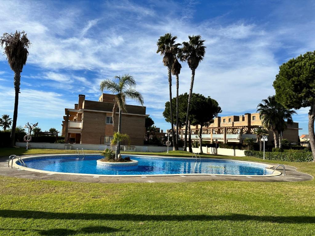 Hermosa casa con espectaculares vistas al mar y a tocar de una idílica calita