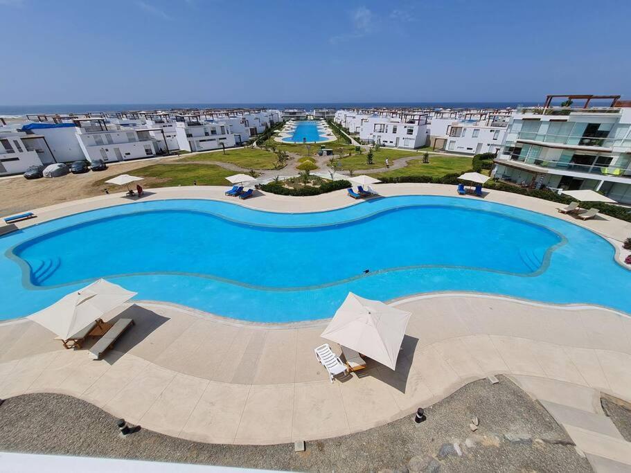 Departamento de Playa (con piscina propia) en km 107 Asia, Lima
