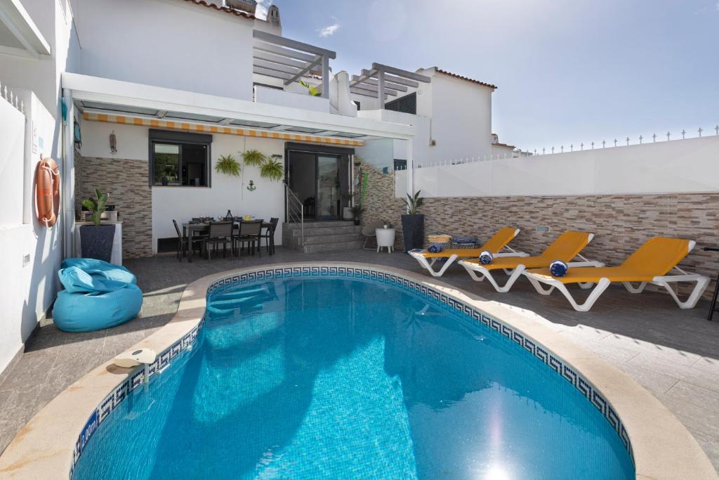 Villa Crown22