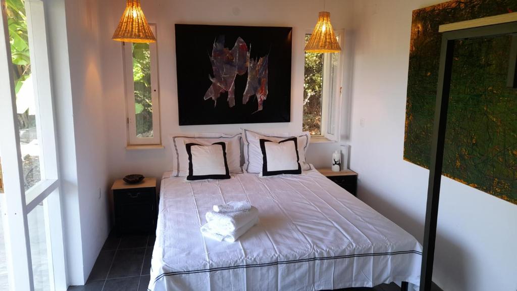 Greek Island bungalow in Samos set in beautiful nature