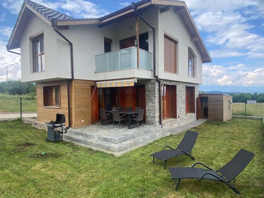 Villa Serge near Pirin Golf Resort