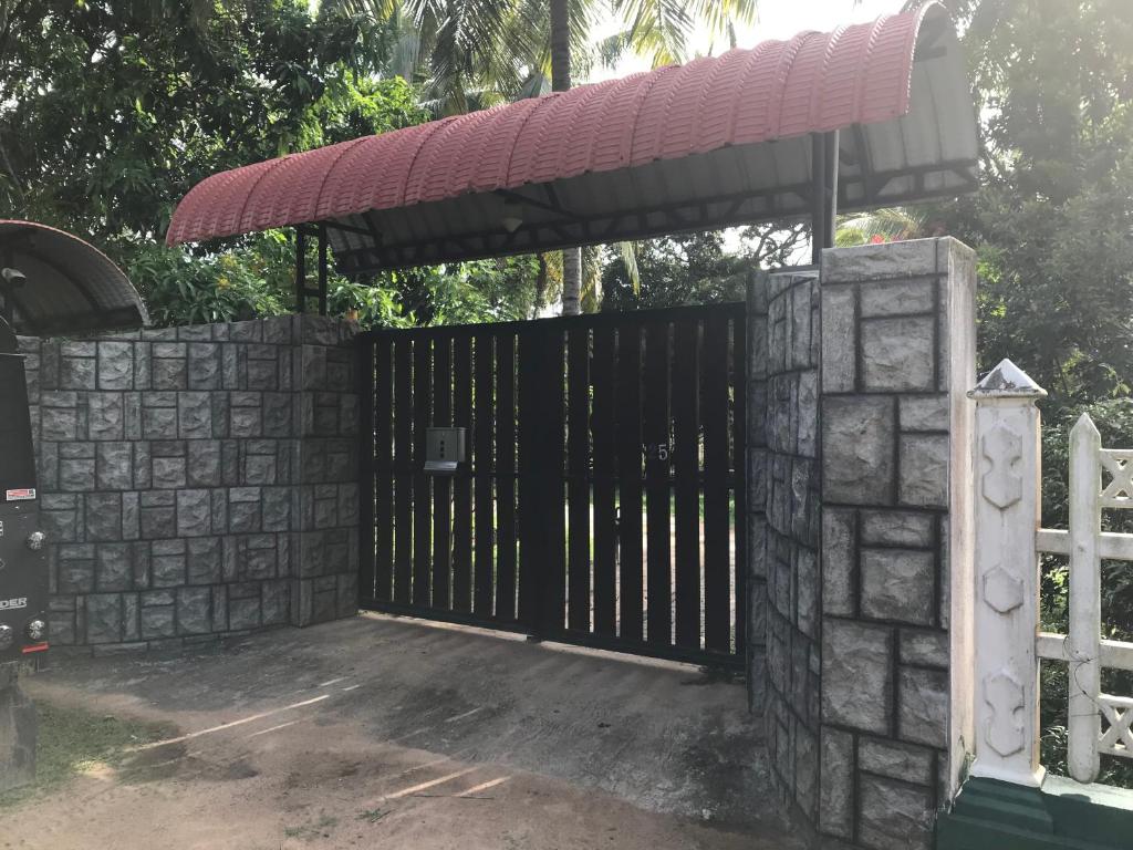 VinSri Transit Home , Narammala, Kadahapola