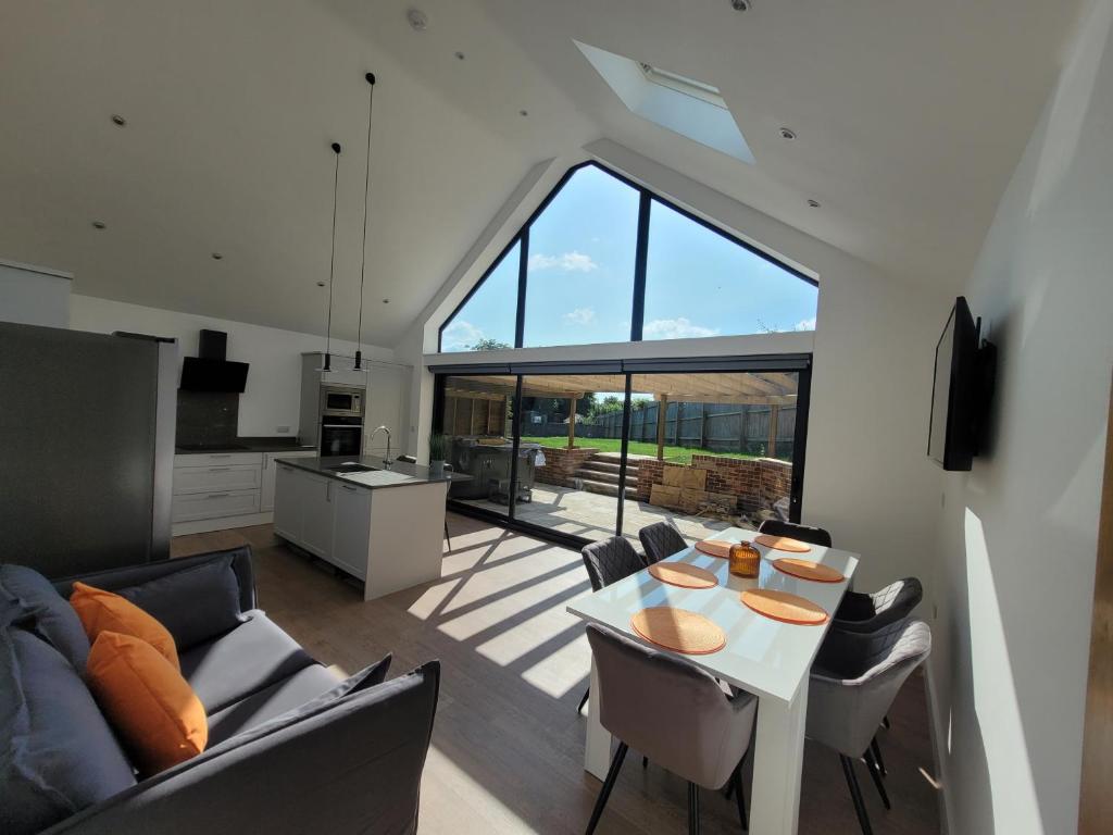 Yew Tree Cottage- A beautiful cottage in village location