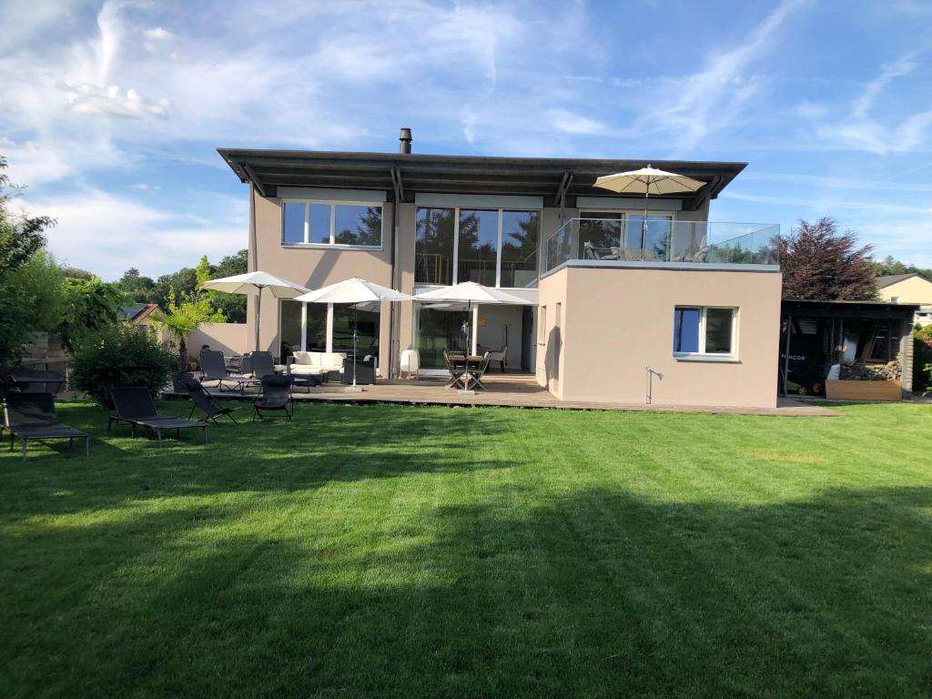 Villa spacieuse entre Fribourg et Morat, Golf de Wallenried