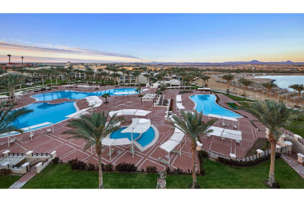 Jaz Lamaya Resort