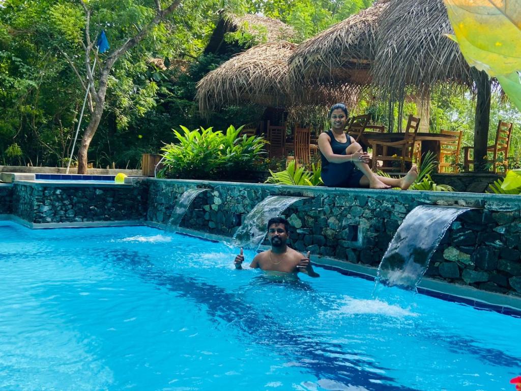 Habarana Tree House Ambasewana Resort